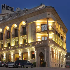 Campos De Hotel Baeza